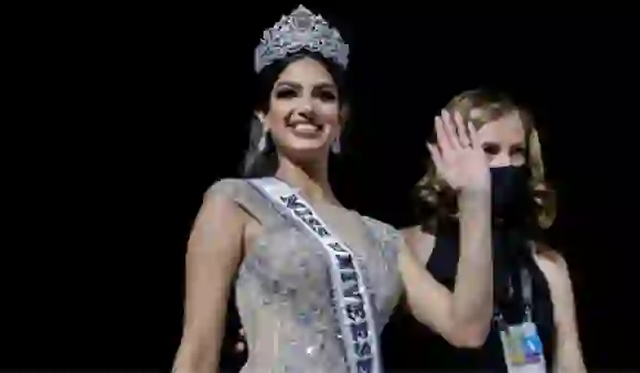 Harnaz Sandhu Compares Miss Universe To Olympics: हरनाज़ संधू ने कहा वो सिर्फ सुन्दर चेहरे के कारण नहीं जीती हैं