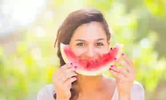 Health Benefits of Watermelon : जानिए तरबूज के 9 फायदे