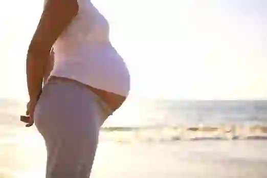 Stillbirth And Miscarriage: महिलाओं में स्ट्रोक का खतरा 17% बढ़ा