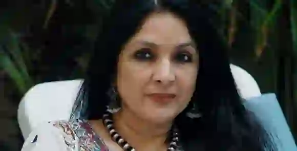 Hema Malini To Neena Gupta: इन 5 महिलाओं ने उम्र के कारण खोए रोल