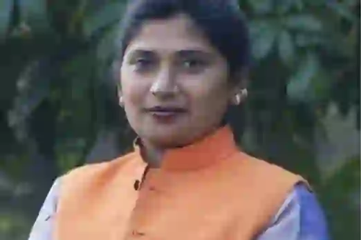 Who is Reena Goel? भाजपा महिला मोर्चा सचिव अवैध घर के लिए गिरफ्तार