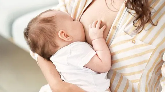 Diet For Breastfeeding Mothers: अगर आप स्तनपान करवाती हैं तो ऐसी बनाएं अपनी डाइट