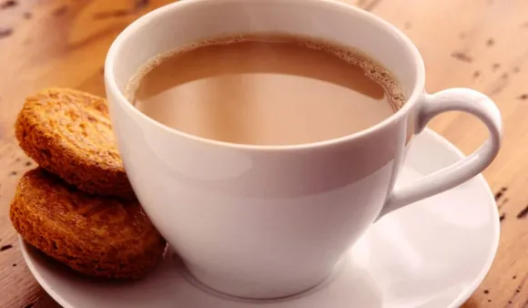 कितने कप से ज्यादा चाय होती है नुकसानदायक? जाने ज्यादा चाय पीने के नुकसान क्या हैं ?