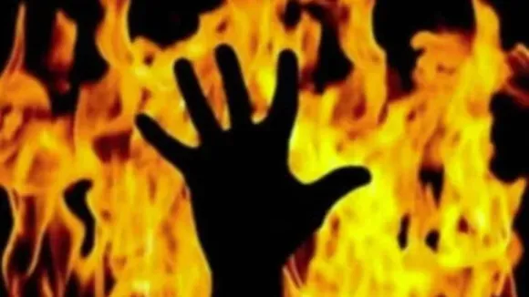 Kozhikode Case: कोझिकोड में स्टॉकर ने महिला को गले लगाकर दोनों को आग लगा ली