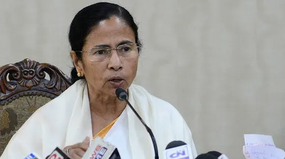 10 बातें जो आपको बंगाल की मुख्यमंत्री ममता बनर्जी के बारे में पता होनी चहिये