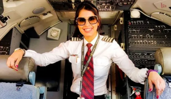 Who Is Monica Khanna? इस पायलट ने अपने पैसेंजर्स की बचाई जान 