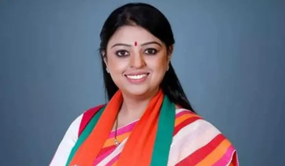 Bhabanipur By-Polls: बीजेपी की उम्मीदवार प्रियंका टिबरेवाल ने ममता बनर्जी से भिड़ने के लिए भरा नामांकन
