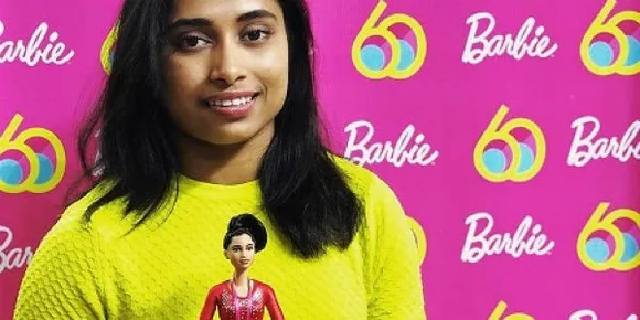 बार्बी ने दीपा करमाकर को उनकी जैसी दिखने वाली गुड़िया से सम्मानित किया