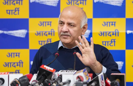 BJP has instructed its councillors to stall MCD mayor polls: Sisodia