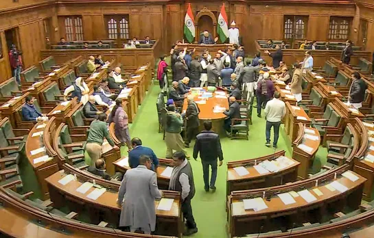 BJP MLAs enter Delhi assembly with oxygen cylinders; House adjourned