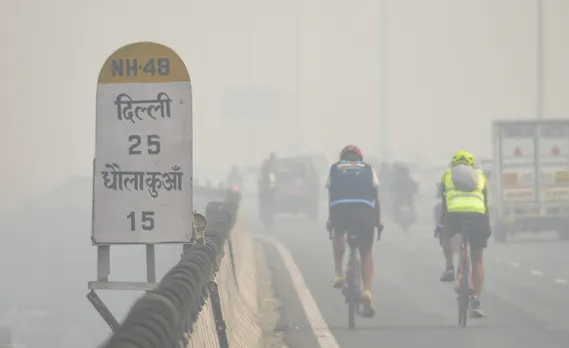 The air of Delhi versus the airs of Delhi