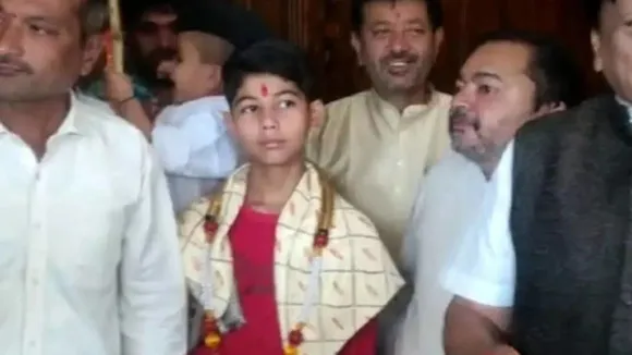 Boy who broke security cordon at PM roadshow says Modi is like god