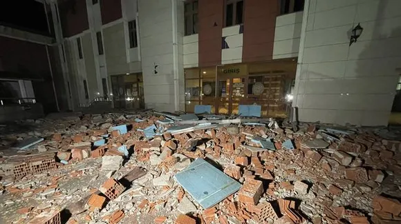 Magnitude 5.9 earthquake hits northwest Turkey, 50 injured