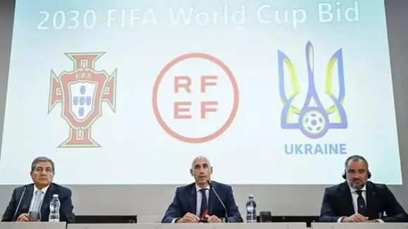 Ukraine links World Cup host bid to beating horrors of war