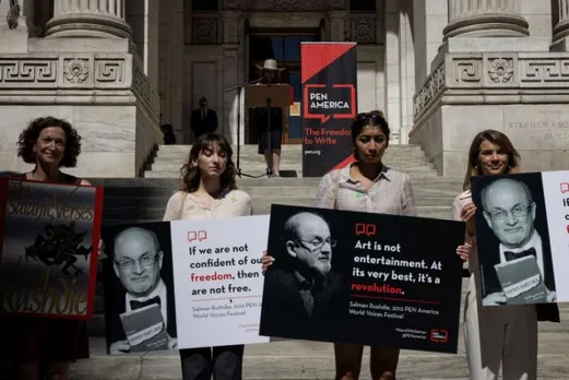 Writers, friends gather in support of Salman Rushdie, read from his works at solidarity event at New York Public Library