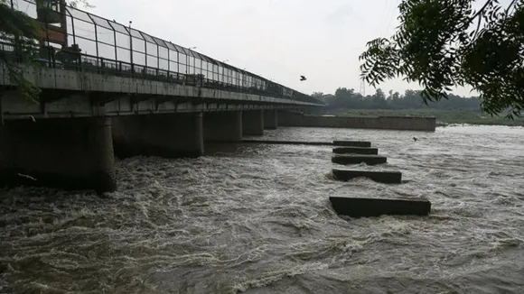 Yamuna water level starts dropping but still above danger mark