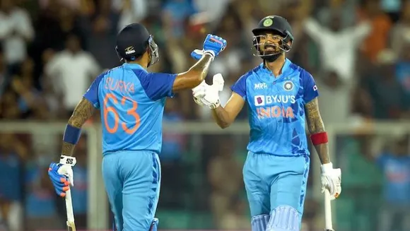 Swing It Like Seamers â Arshdeep, Chahar set it up as India win low-scoring opener by 8 wickets