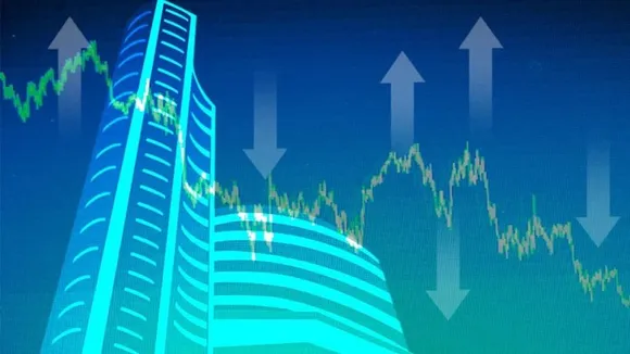 Markets falter for 6th day; Sensex tanks 425 points in early trade