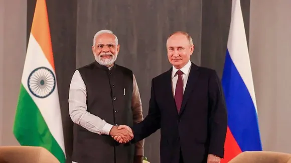 PM Modi and Putin discuss cooperation in areas of energy, trade