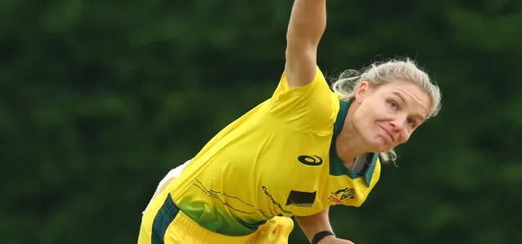 Nicola Carey took three wickets. © Getty Images