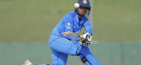 Deepti Sharma in action. ©ICC