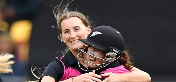 Rosemary Mair celebrates a wicket. © Getty Images