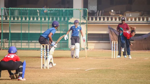 Chanida Sutthiruang bowls in a practice game. © Women's CricZone