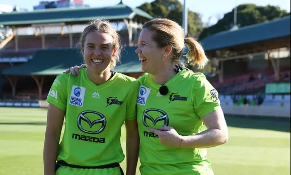 Alex Blackwell and Phoebe Litchfield. © Getty Images