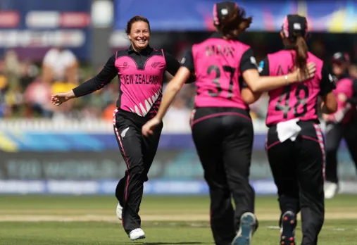 Hayley Jensen is all smiles. © Getty Images