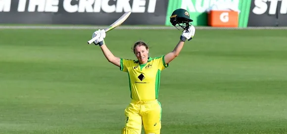Alyssa Healy's third ODI century headlined Australia's nine-wicket thrashing of Sri Lanka. © Getty Images