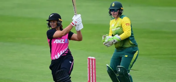 Suzie Bates scored her maiden T20I century. ©SomersetCCC