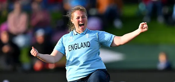 Southern Vipers sign former England seamer Anya Shrubsole