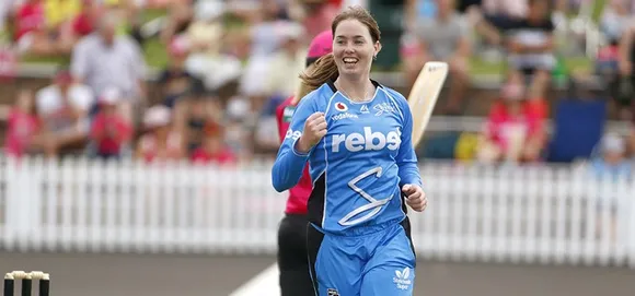 Amanda-Jade Wellington re-signs with Adelaide Strikers for three years