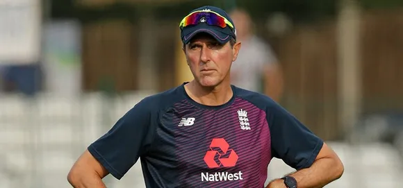 Mark Robinson steps down as head coach of England
