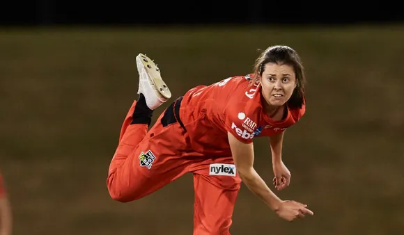 Molly Strano signs up with Hobart Hurricanes for two years