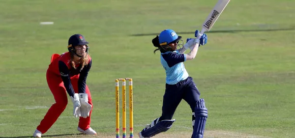 Ton-up Rodrigues ensures Diamonds win, but Vipers qualify for finals day